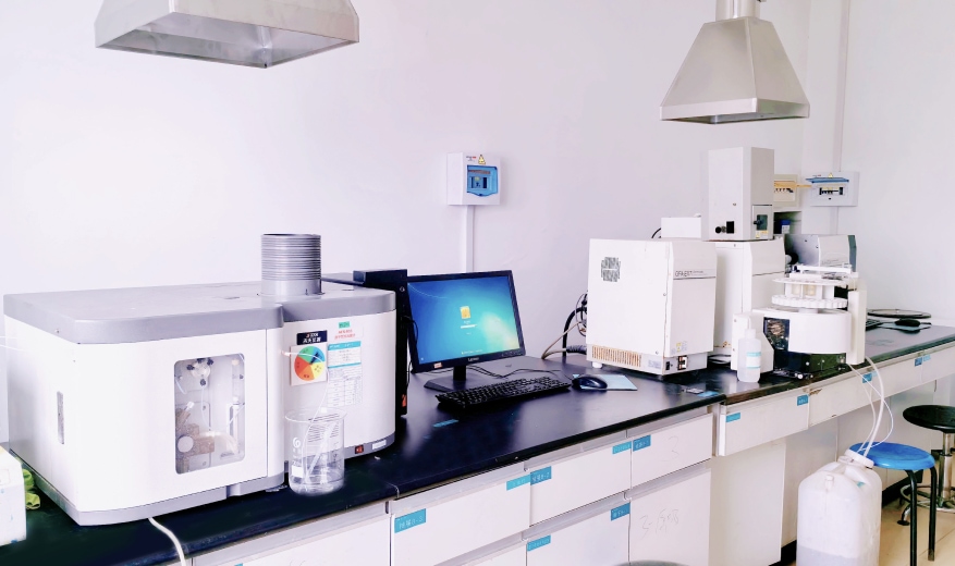Analytical laboratory instruments